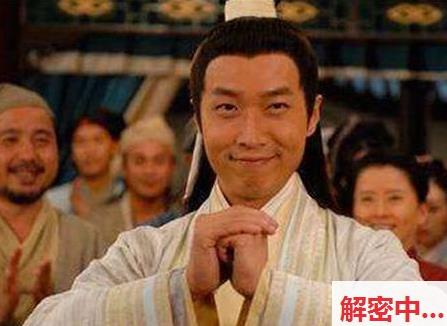 很养眼的戴帽子的老雌性动物老公看着老婆被三个老板轮流做快乐的事 全程解说让老板放心做快乐的事别客气