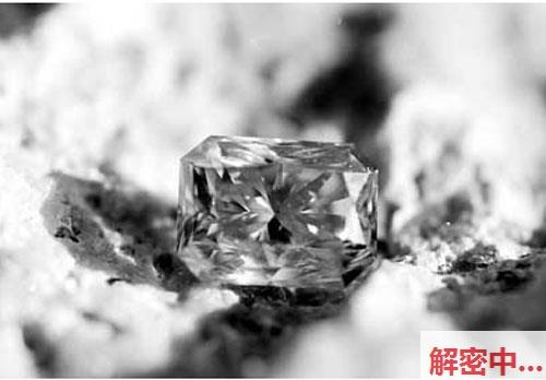 19岁女大美香酱 连心跳加速都不会 好在男友耐心教她怎么亲密接触 最后直接没有任何措施流出来了