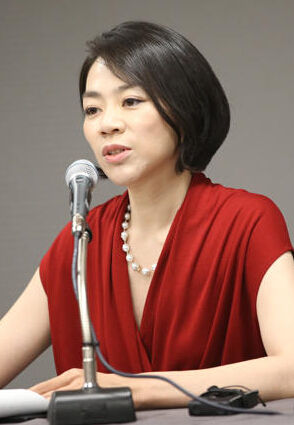 小米汽车女销陈嘉奕 买车送私下小约定服务 9分03秒完整版视频流出 坐标山东潍坊泰华假日广场 