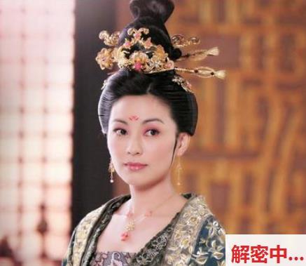 台湾同城见面局大神恩凯 渔网一个先生登场两个女嘉宾肉弹姐妹SSS魔鬼身材  没有任何措施小白花落下全程露脸