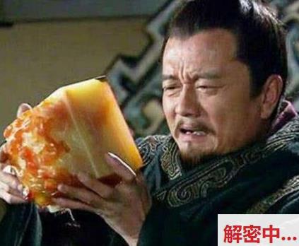 深夜爆料之镜子里的姐姐人物特辑 15组对镜用嘴靠近从后面开始 一遍身材圆润轮廓靠近 一边笑嘻嘻